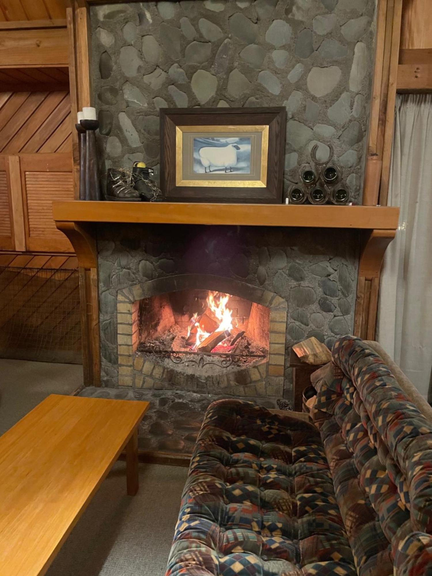 Cedar Chalets And Barkers Lodge Methven Exterior foto