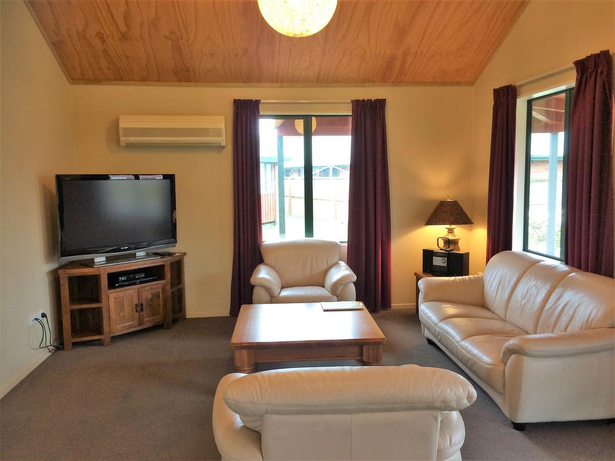 Cedar Chalets And Barkers Lodge Methven Exterior foto