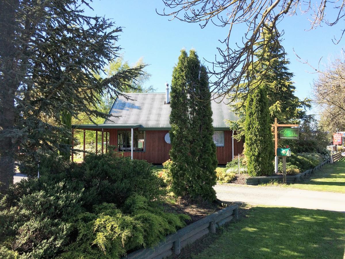 Cedar Chalets And Barkers Lodge Methven Exterior foto